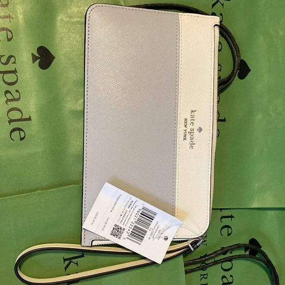 Kate Spade ♠️ Wallet - Picture 7 of 7